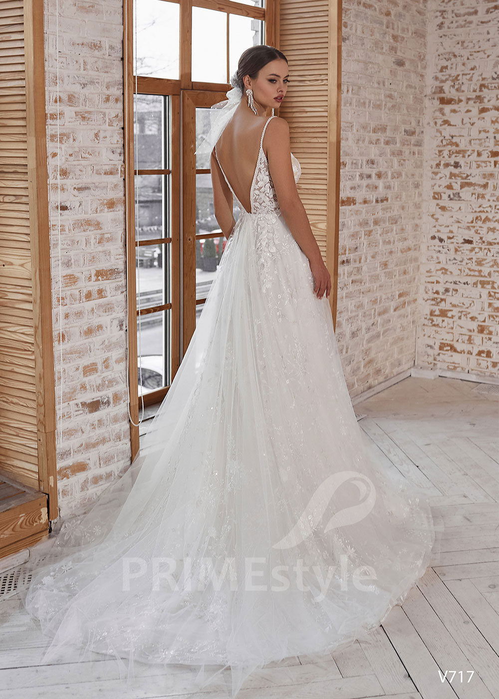 Elegantné celočipkované svadobné šaty RS717
