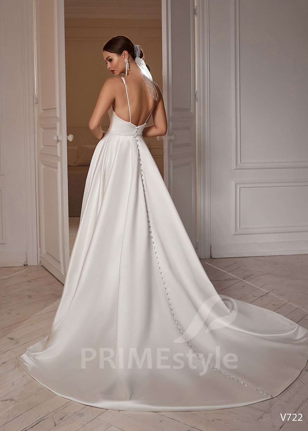 Jednoduché saténove svadobné šaty RS722