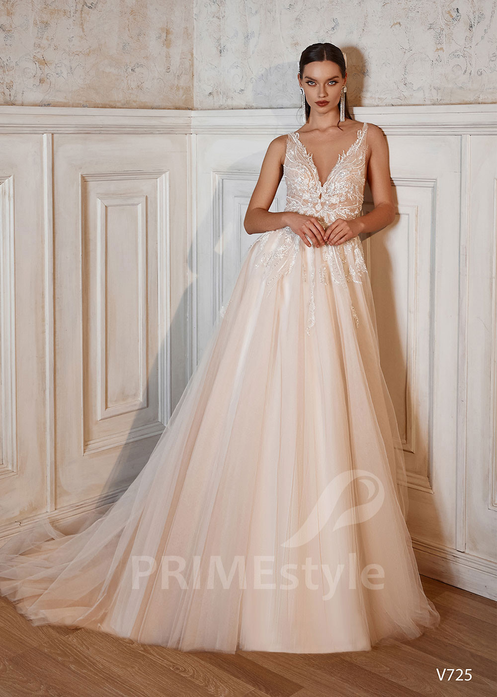 Luxusné čipkované svadobné šaty RS725