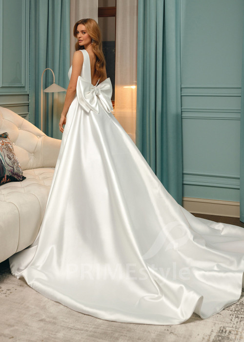 Extravagantné saténove svadobné šaty Malin