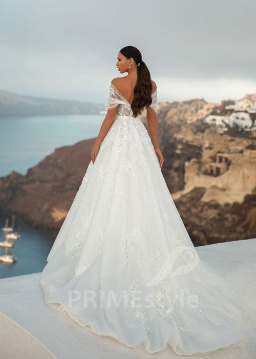 Luxusné čipkované svadobné šaty SN002