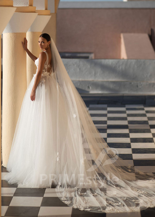 Elegantné čipkované svadobné šaty SN006