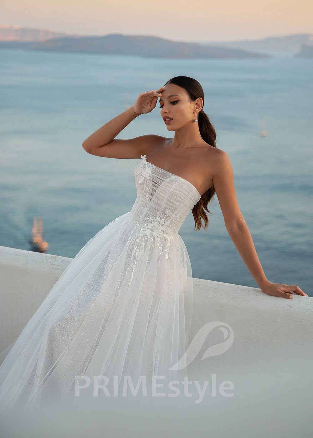 Jednoduché tylové svadobné šaty SN008