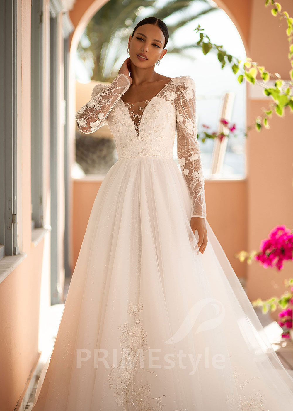 Luxusné čipkované svadobné šaty SN025