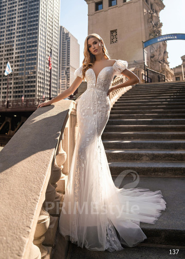 Extravagantné celočipkované svadobné šaty EMS137