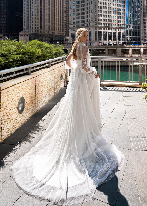 Jednoduché romantické svadobné šaty EMS138