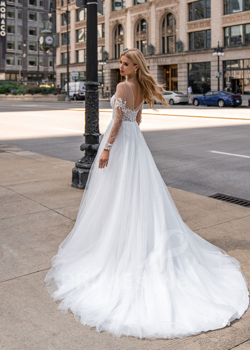 Elegantné čipkované svadobné šaty EMS141