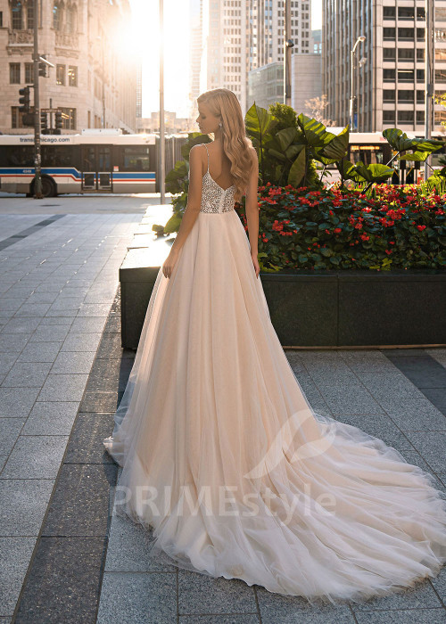 Jednoduché minimalistické svadobné šaty EMS143