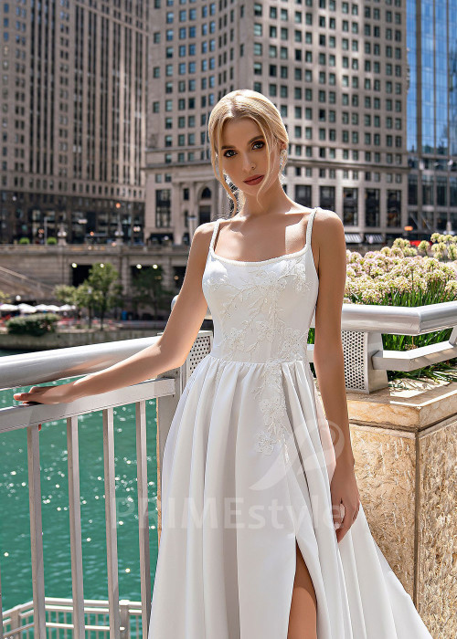 Elegantné saténove svadobné šaty EMS144