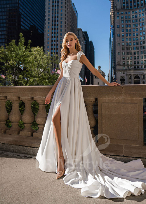 Elegantné hladké svadobné šaty EMS146