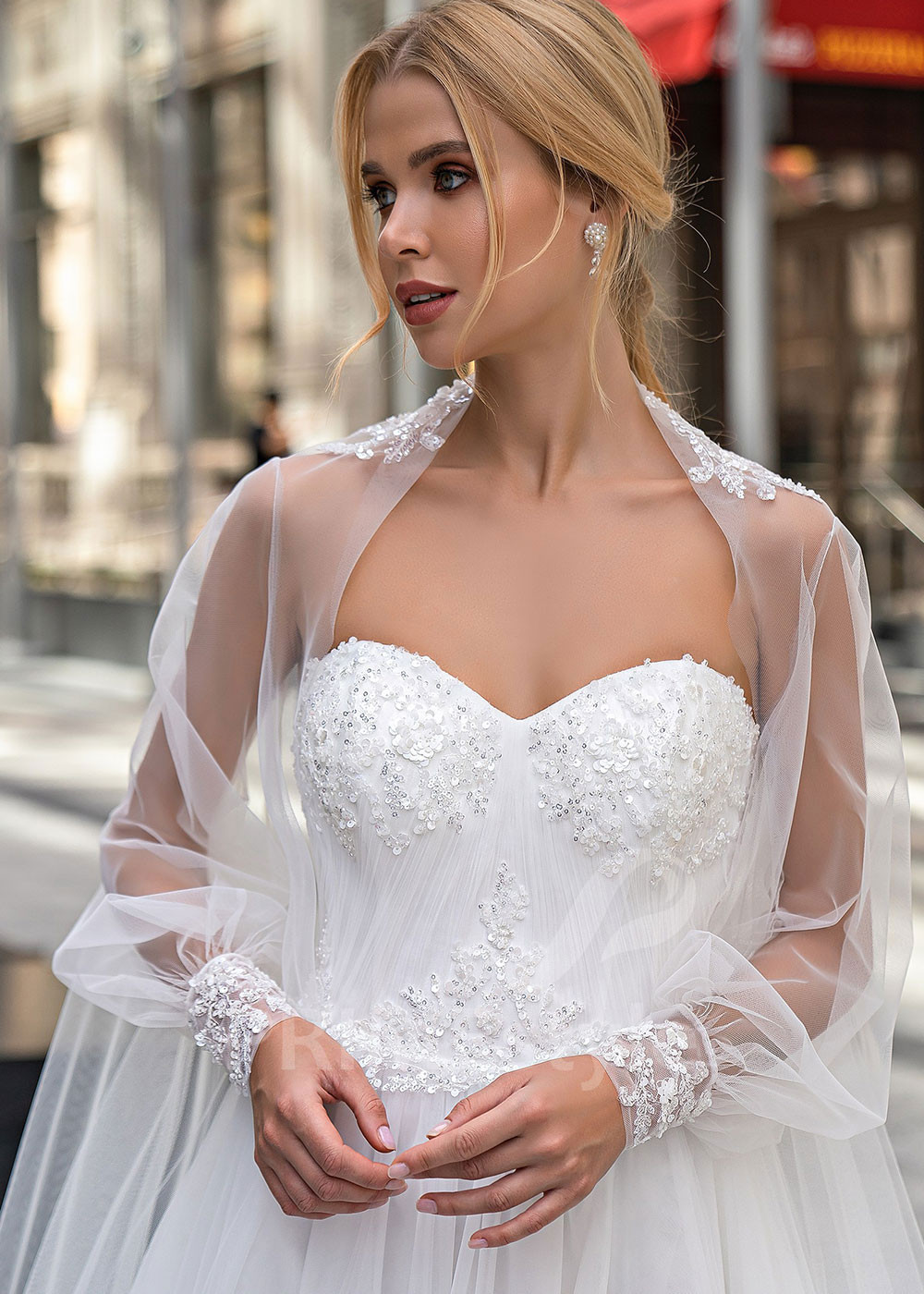 Jednoduché minimalistické svadobné šaty EMS159