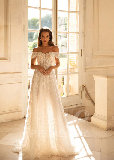 Luxusné čipkované svadobné šaty CT007