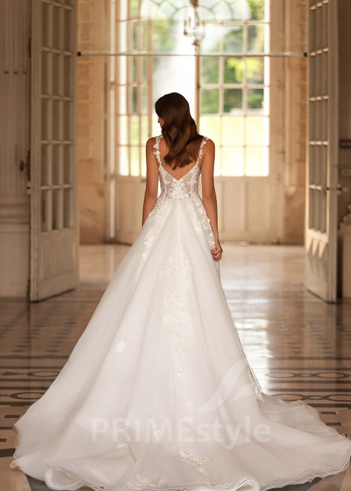 Luxusné čipkované svadobné šaty CT012
