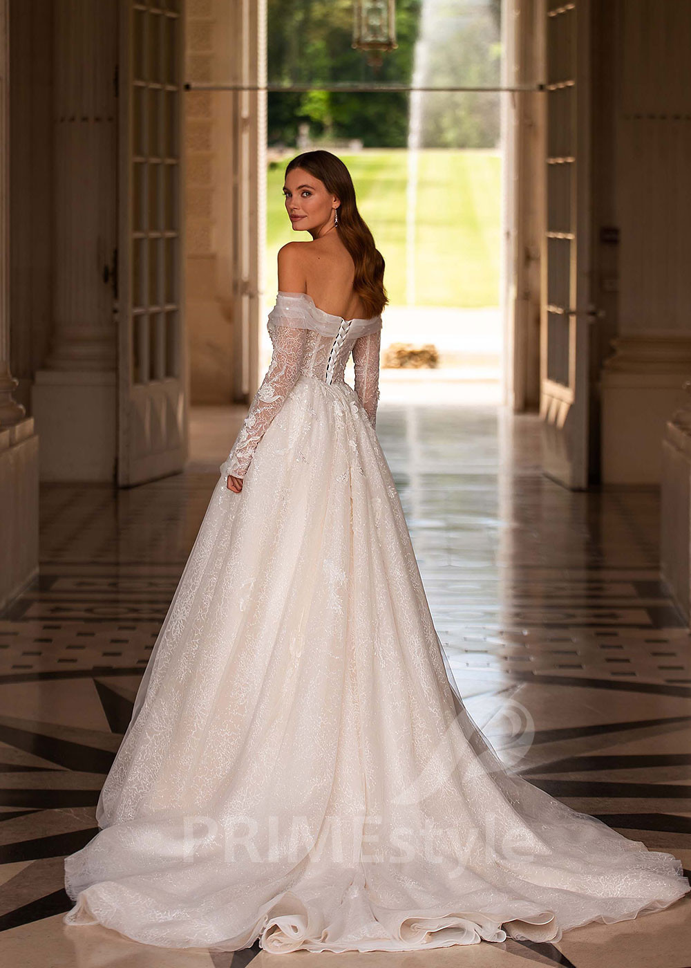 Luxusné romantické svadobné šaty CT013