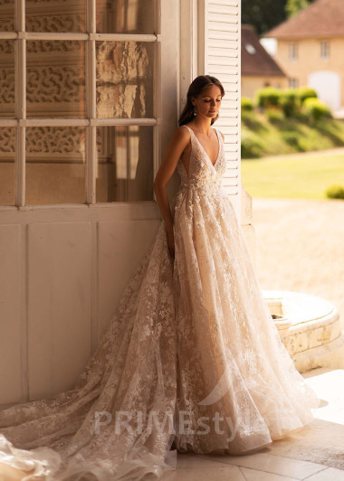 Luxusné celokrajkové svadobné šaty CT017