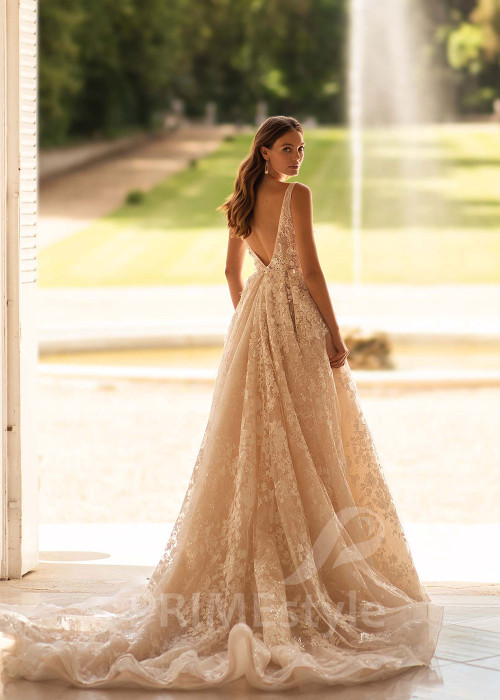 Luxusné celokrajkové svadobné šaty CT017