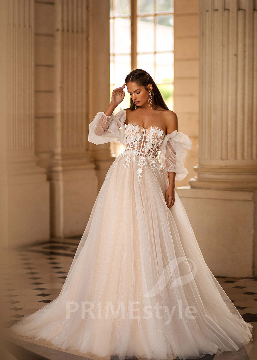 Luxusné romantické svadobné šaty CT041