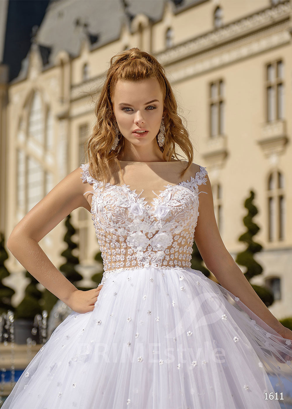 Jednoduché kvetované svadobné šaty RC1611