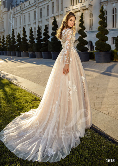 Elegantné trblietavé svadobné šaty RC1615 - primestyle.sk