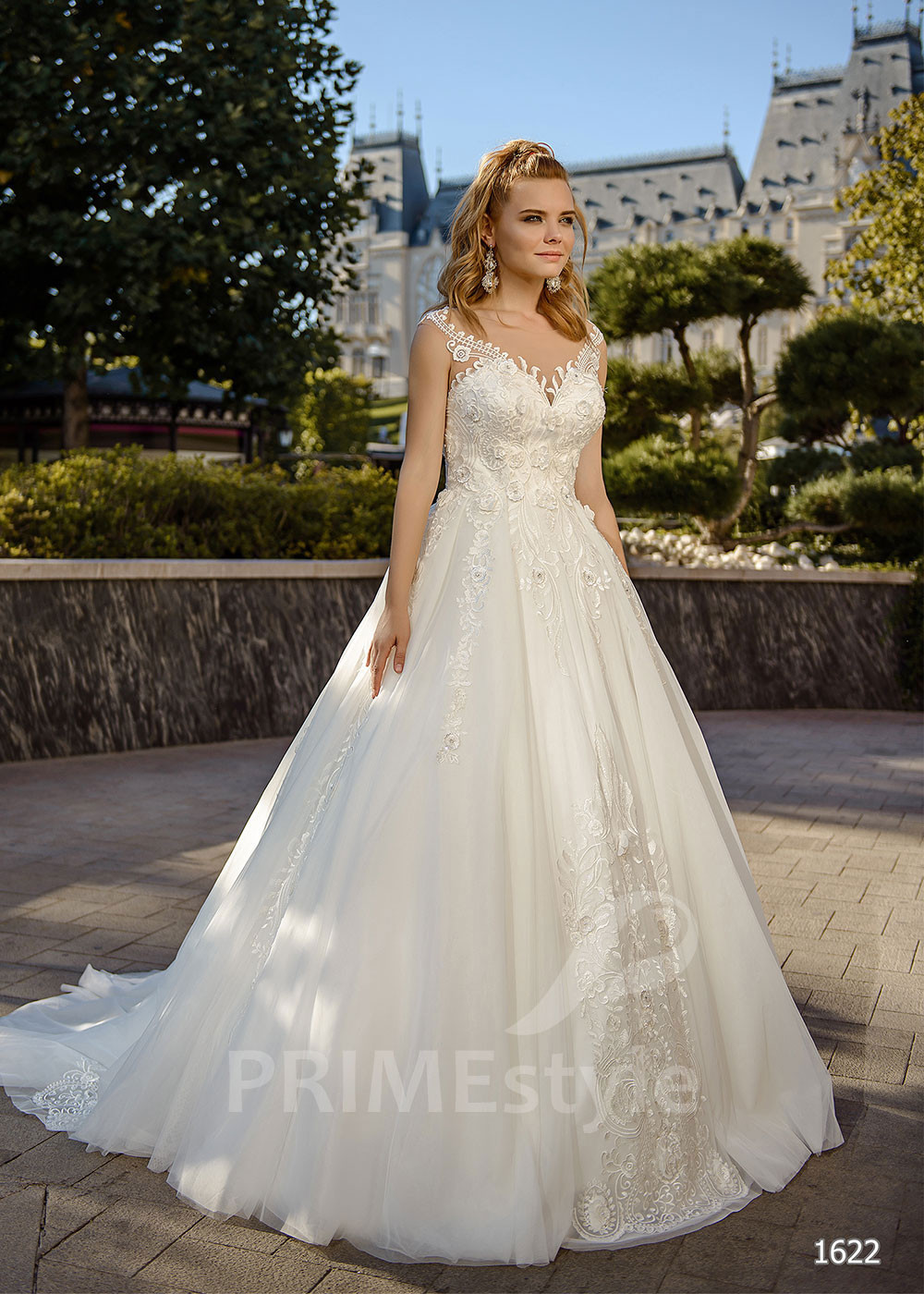 Elegantné kvetované svadobné šaty RC1622