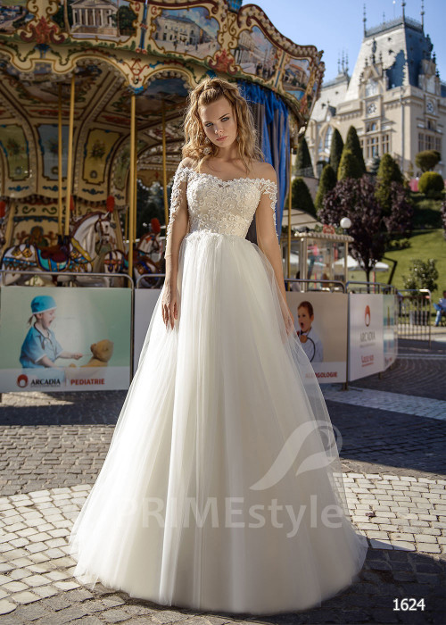 Jednoduché tylové svadobné šaty RC1624