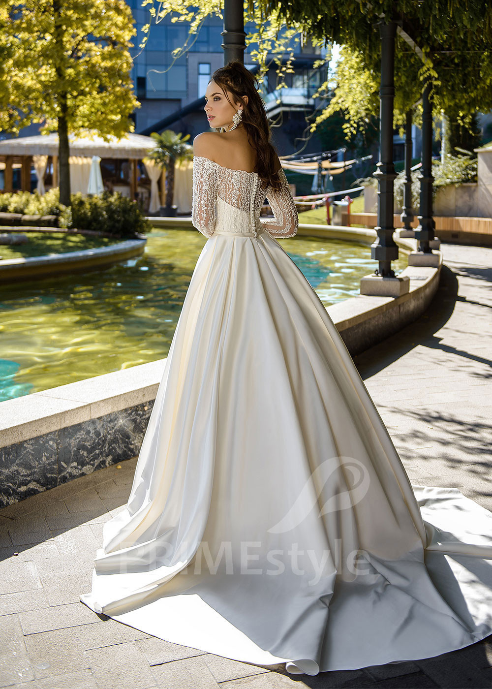 Luxusné saténove svadobné šaty RC1629