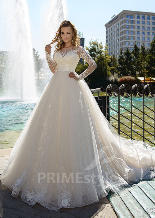 Luxusné čipkované svadobné šaty RC1632