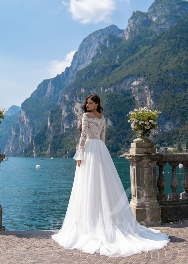 Jednoduché tylové svadobné šaty RS500 - primestyle.sk