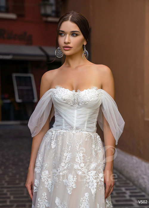 Luxusné celočipkované svadobné šaty RS502