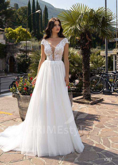 Jednoduché tylové svadobné šaty RS507