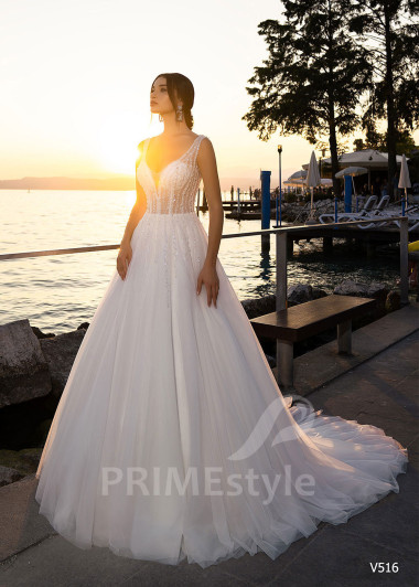 Jednoduché trblietavé svadobné šaty RS516