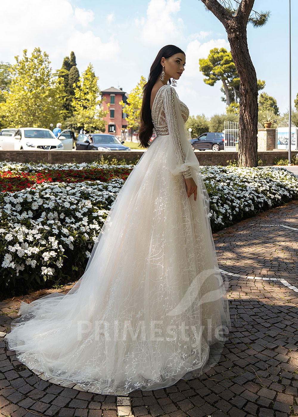 Exkluzívne trblietavé svadobné šaty RS519