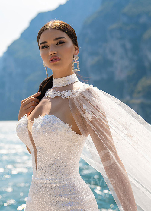 Extravagantné trblietavé svadobné šaty RS526