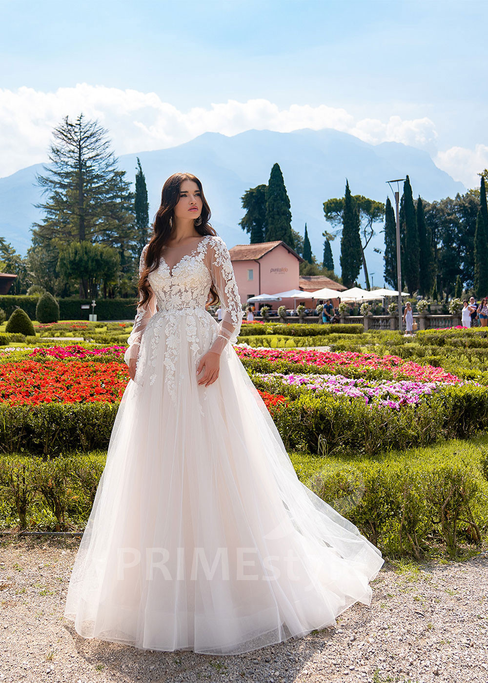 Luxusné princeznovské svadobné šaty RS530