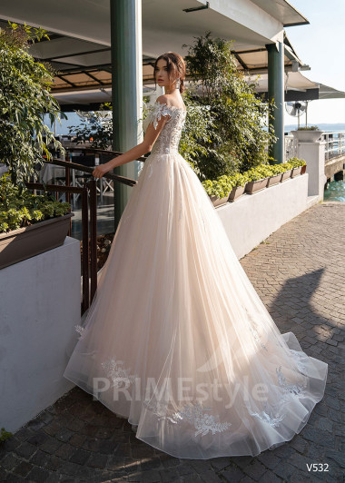 Jednoduché čipkované svadobné šaty RS532 - primestyle.sk