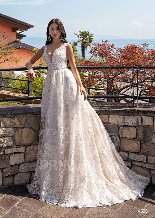Luxusné celočipkované svadobné šaty RS533