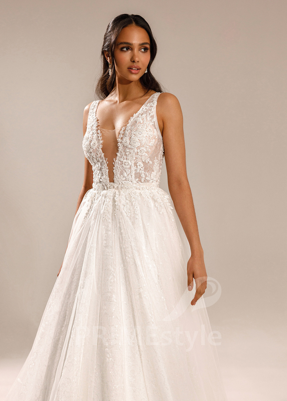 Luxusné čipkované svadobné šaty Adalyn