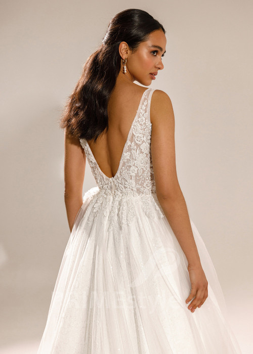 Luxusné čipkované svadobné šaty Adalyn