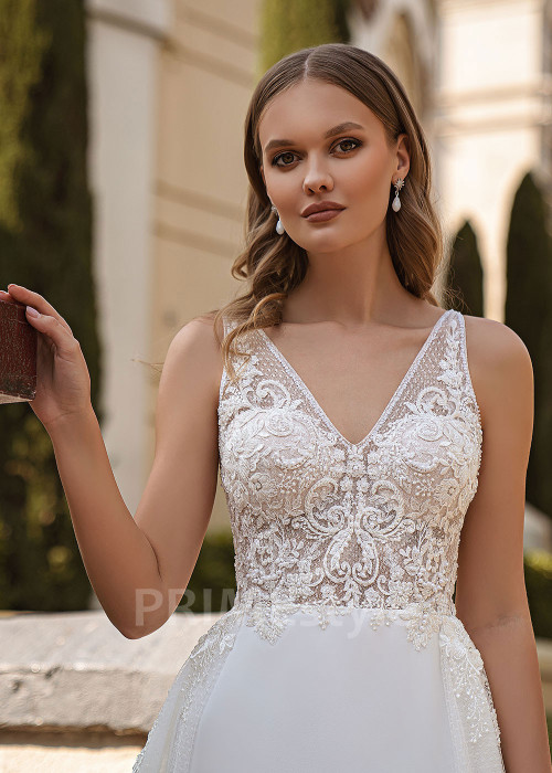 Elegantné čipkované svadobné šaty Nikoli