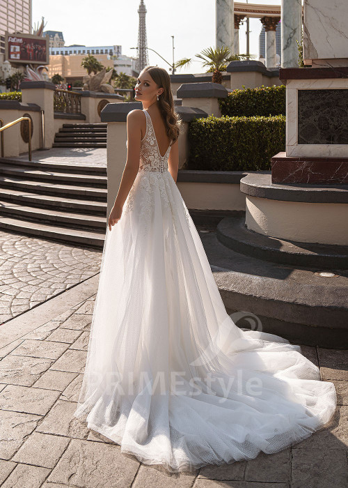 Elegantné čipkované svadobné šaty Nikoli