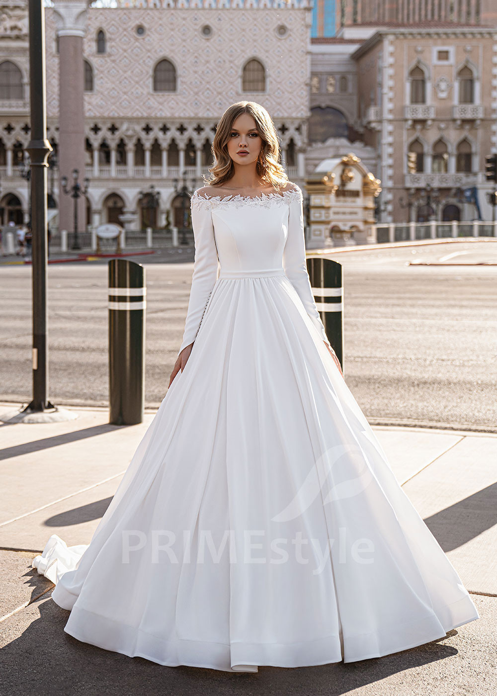 Elegantné hladké svadobné šaty Katrine