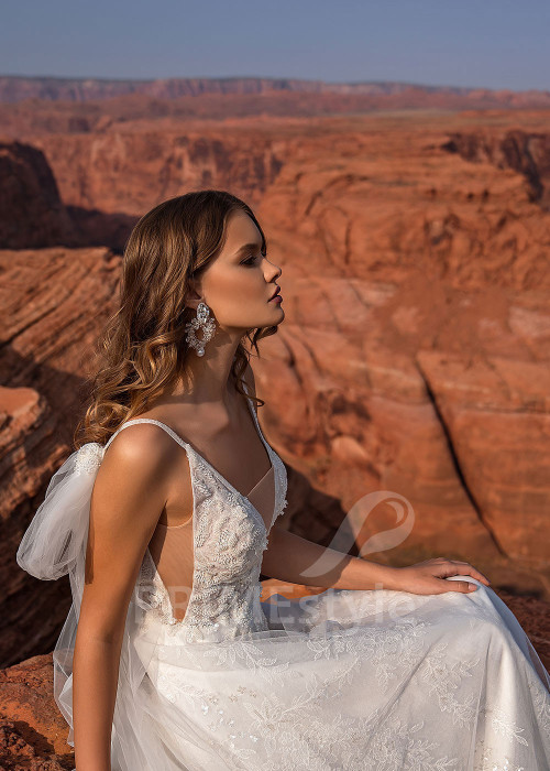 Luxusné celočipkované svadobné šaty Stella