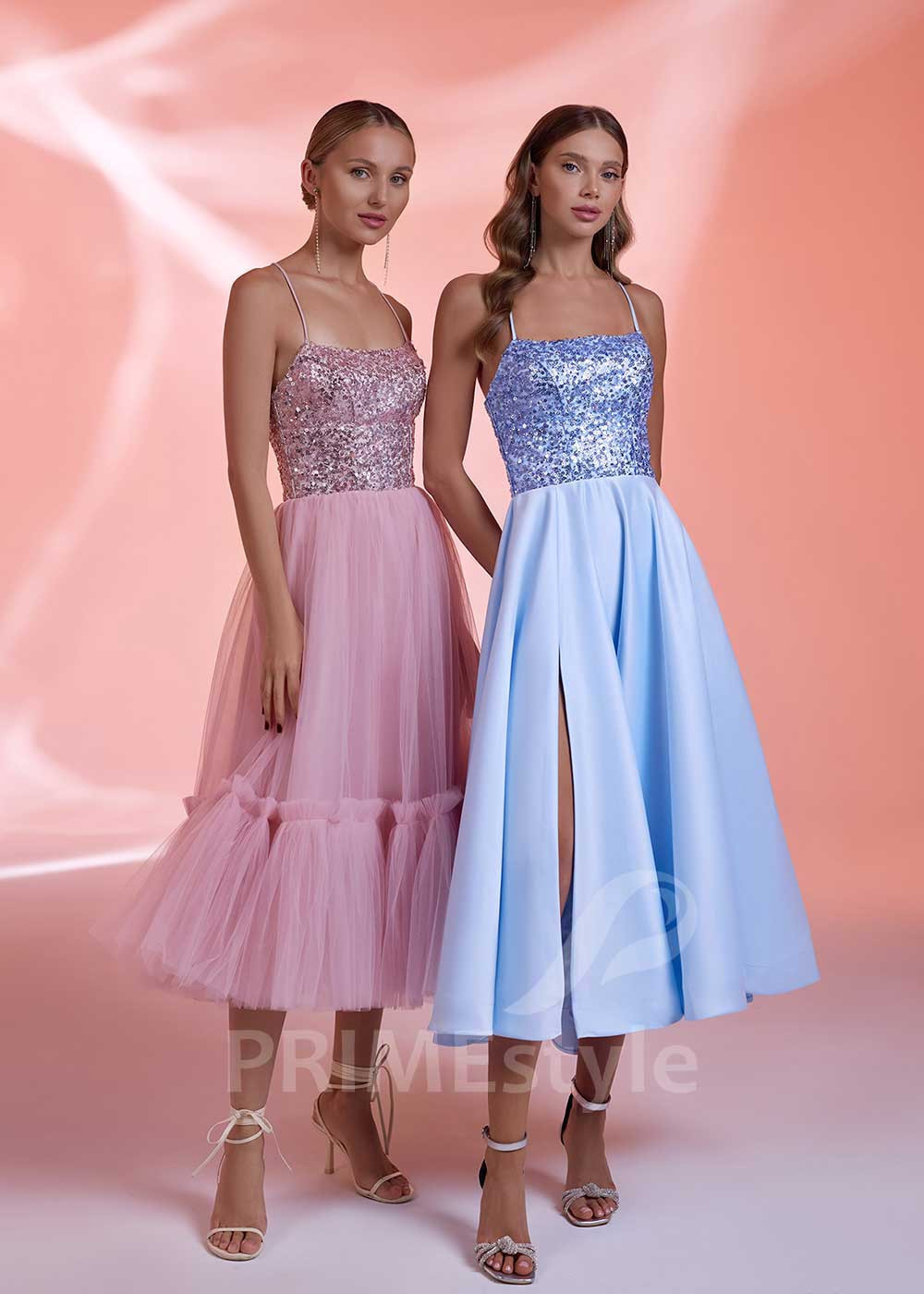 Trblietavé midi spoločenské šaty RS1030