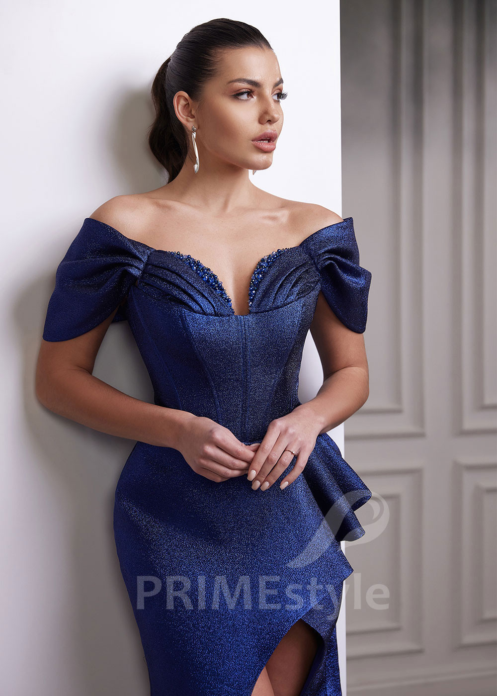 Extravagantné večerné šaty RC2624