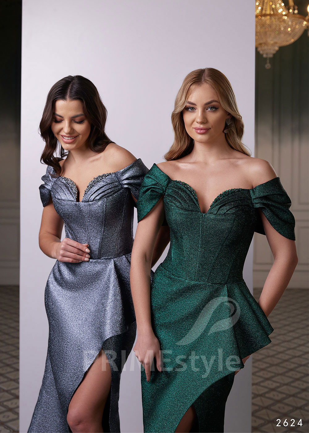 Extravagantné večerné šaty RC2624