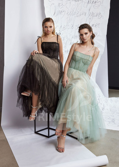 Krátke popolnočné šaty RS955