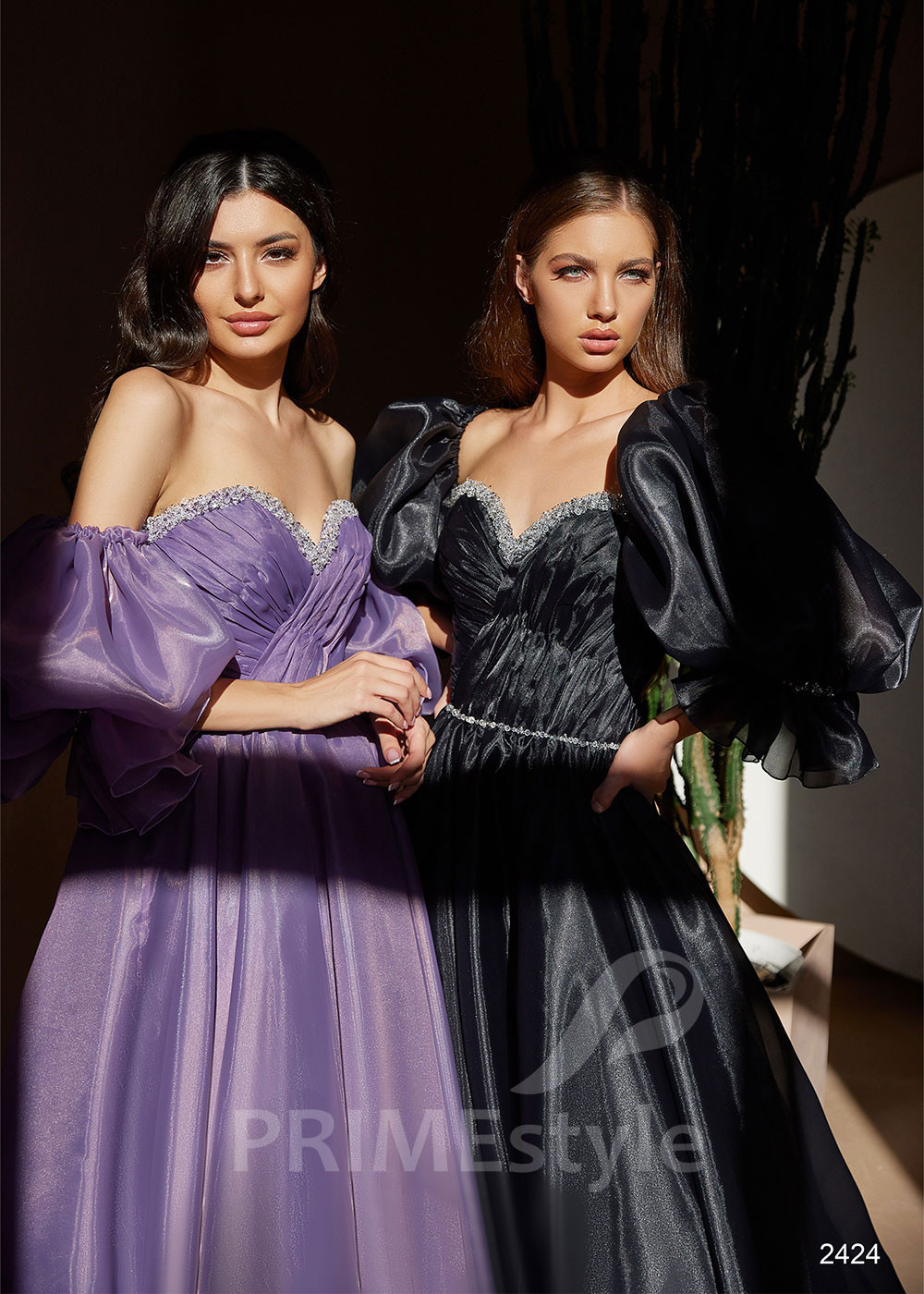 Extravagantné šaty na ples RC2424