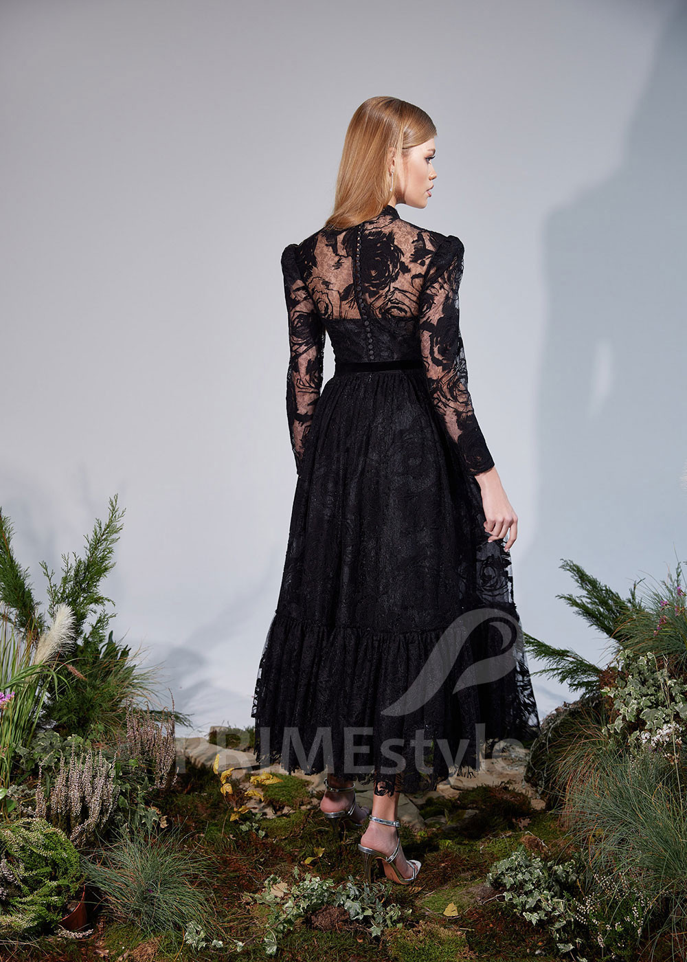 Luxusné večerné šaty RS911