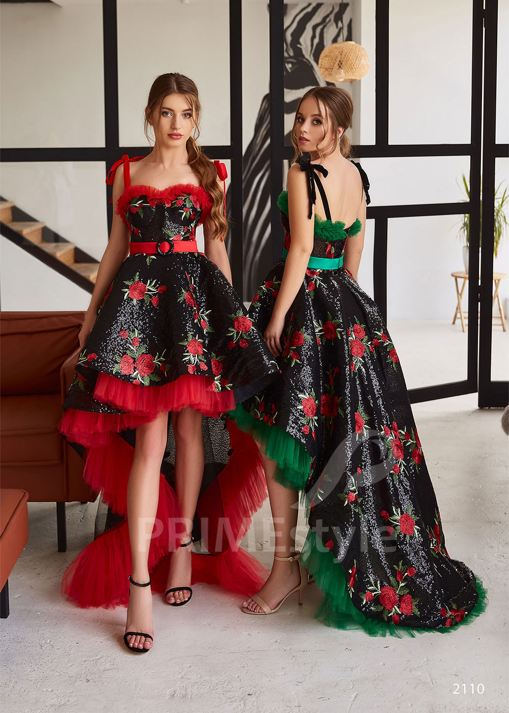 Extravagantné večerné šaty RC2110