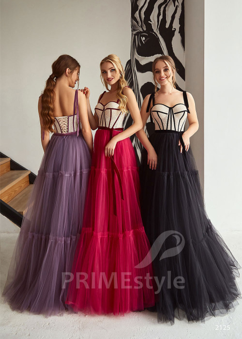 Extravagantné šaty na svadbu RC2125